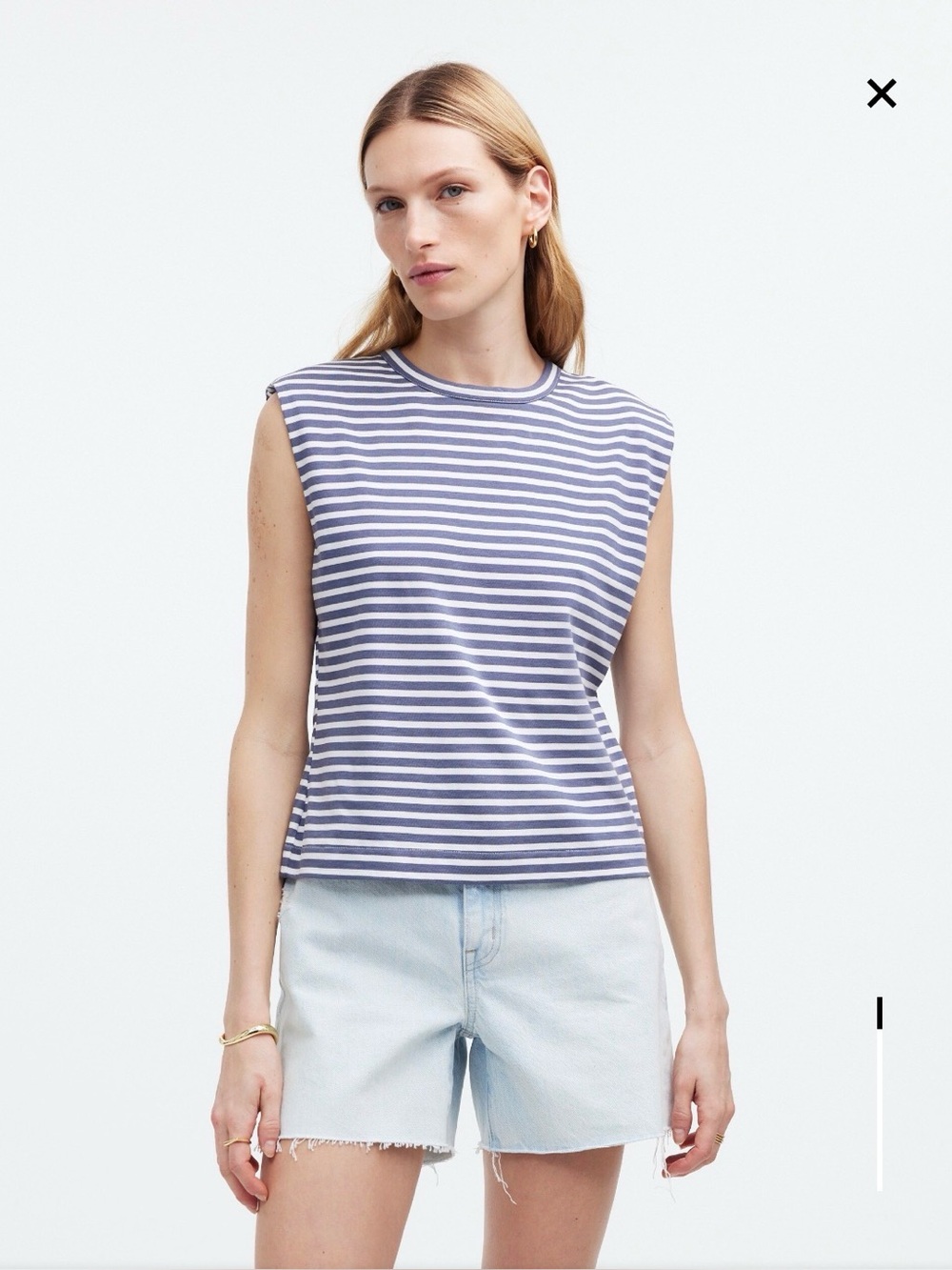 Madewell striped muscle tee top size large in Sunfaded Indigo